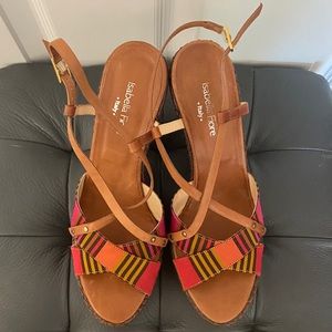 Izabella Fiore platform Sandals,  size 8.5 , like new , Made in Italy